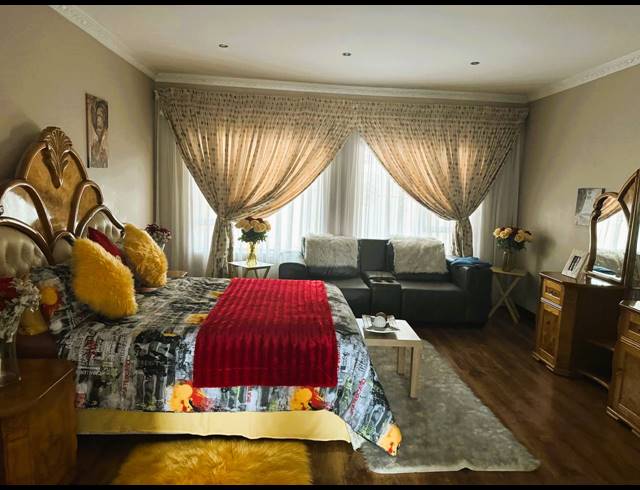 4 BEDROOM HOUSE FOR SALE IN VANDERBIJLPARK SE 8